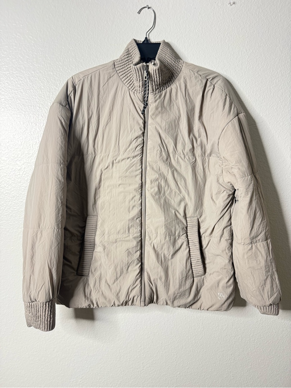 Avalanche Women’s Medium Taupe Puffer Jacket Soft Nylon Mock Neck Full Zip - Picture 2 of 10